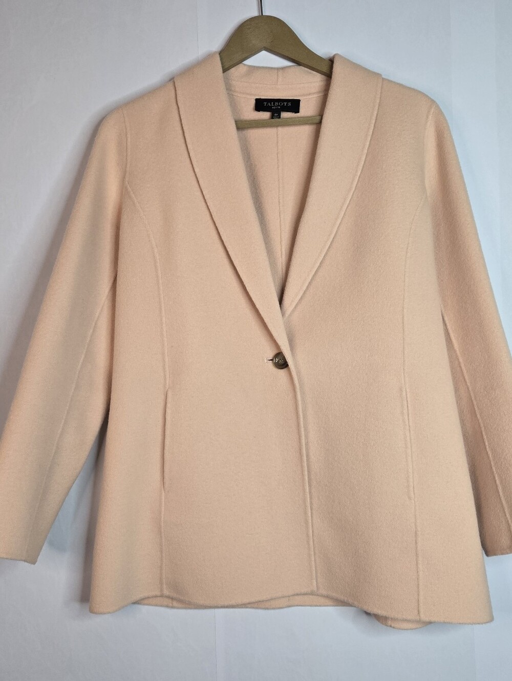 Talbots Women Size 6P Blush Pink 90% Wool Single-Button Coat, Pockets & Seaming
